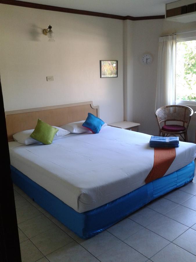 Sm Beach Side Place Hua Hin Exterior photo