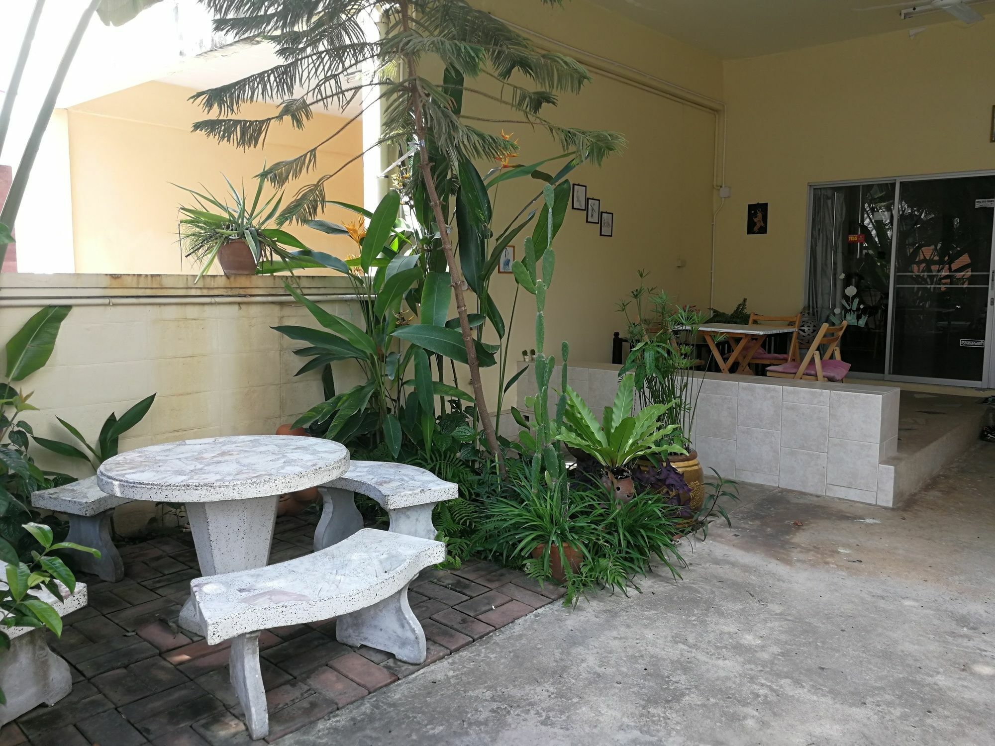 Sm Beach Side Place Hua Hin Exterior photo